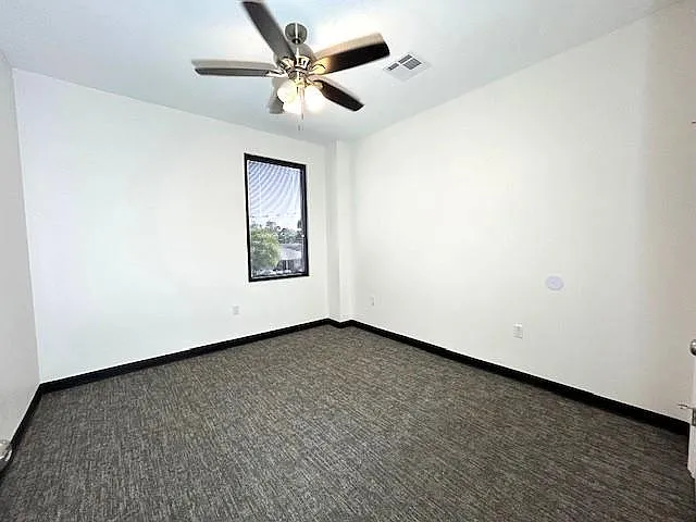 800 N Causeway Blvd #202 — Photo 8