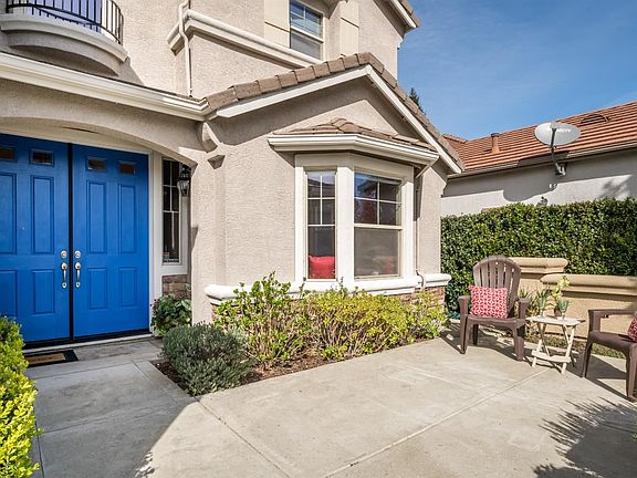 2nd image of 1521 Diamond Park Ln