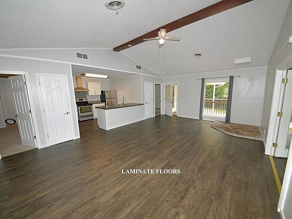 2nd image of 121 Eagle Ln