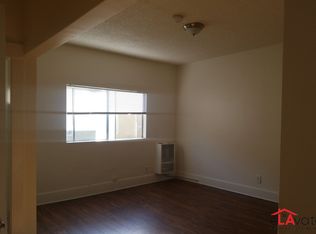 1046 W Martin Luther King Jr Blvd #0B-1BA-400SQFT, Los Angeles, CA 90037