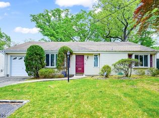 54 Melrose Dr, Livingston, NJ 07039