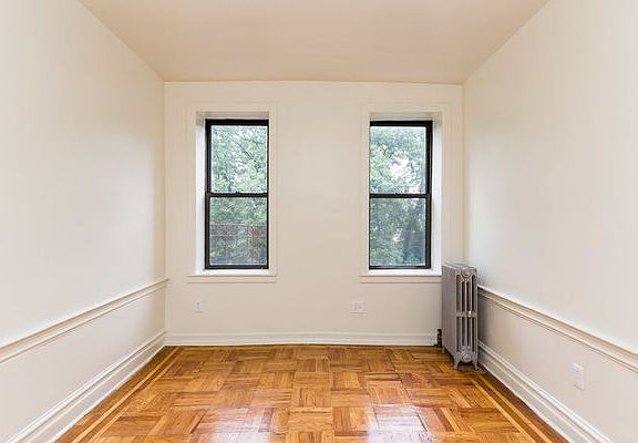 2nd image of 190 E 21st St APT 7D