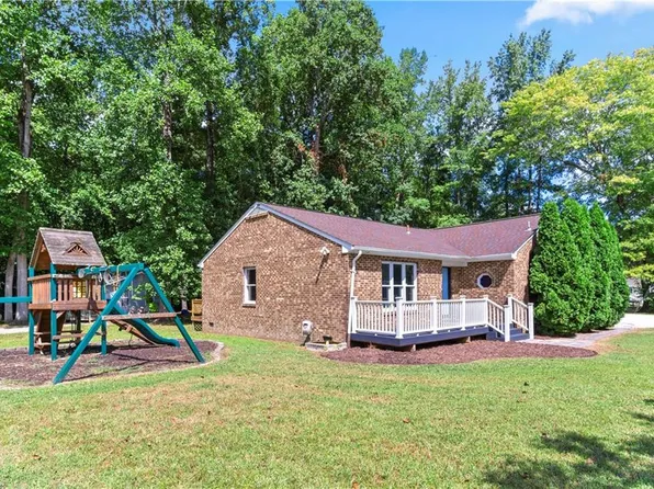 13490 Melissa Dr, Smithfield, VA 23430
