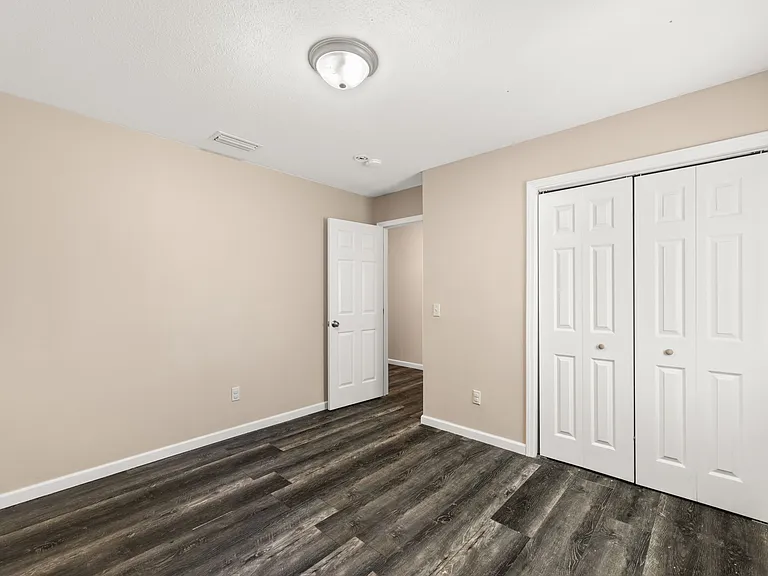2716 Oak Hammock Dr — Photo 16