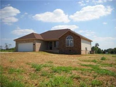 1351 Volunteer Ln, Lewisburg, TN, 37091