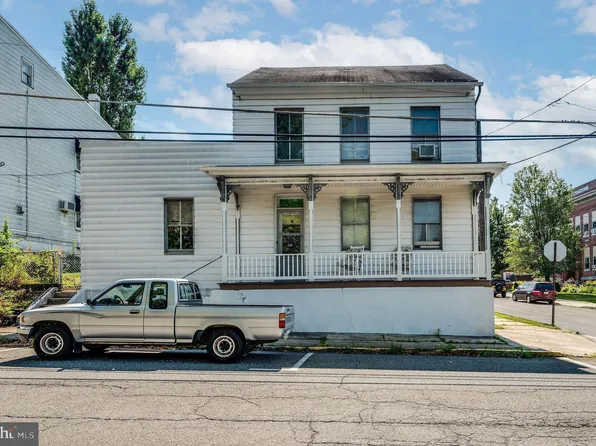 101 E Mifflin St, Orwigsburg, PA 17961
