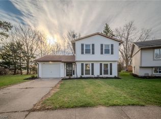 886 Bunker Hl, Medina, OH