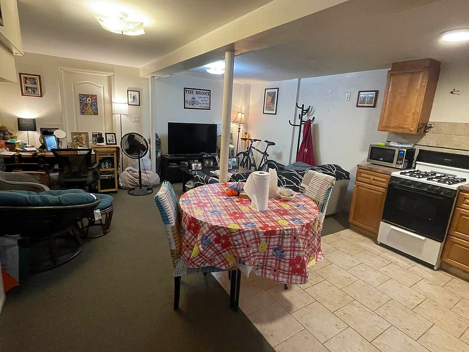 1st image of 303 Avenue M #1