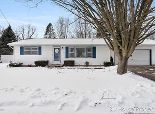 714 S Sheldon St, Charlotte, MI 48813
