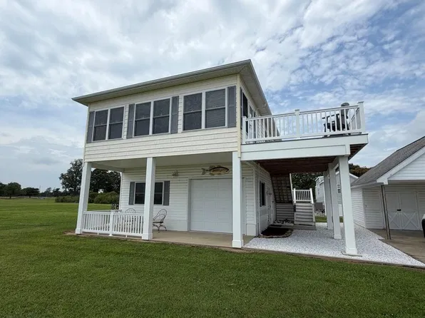 17070 Bayview Cir, Melfa, VA 23410