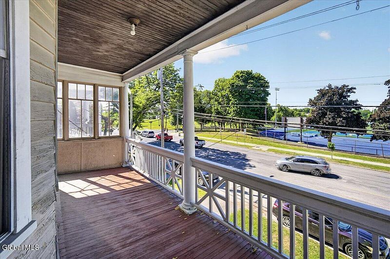 2nd image of 631 Washington Avenue