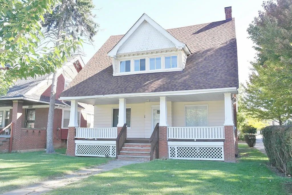 3741 Sudbury Rd photo 1