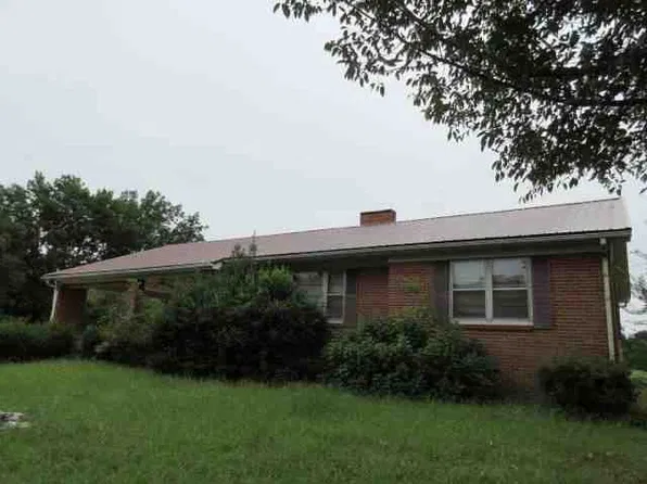 119 W Mooney St, Dresden, TN 38225