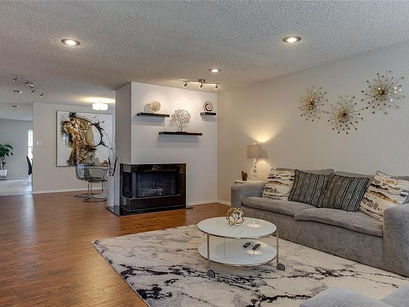 3rd image of 1509 Culberson Dr