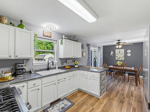 3rd image of 1709 Schmidt ROAD