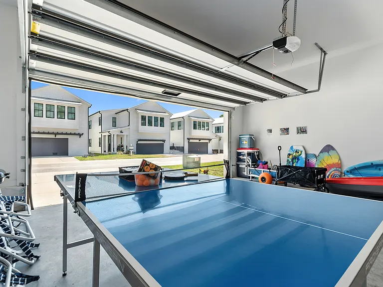 4688 Casablanca Dr — Photo 40