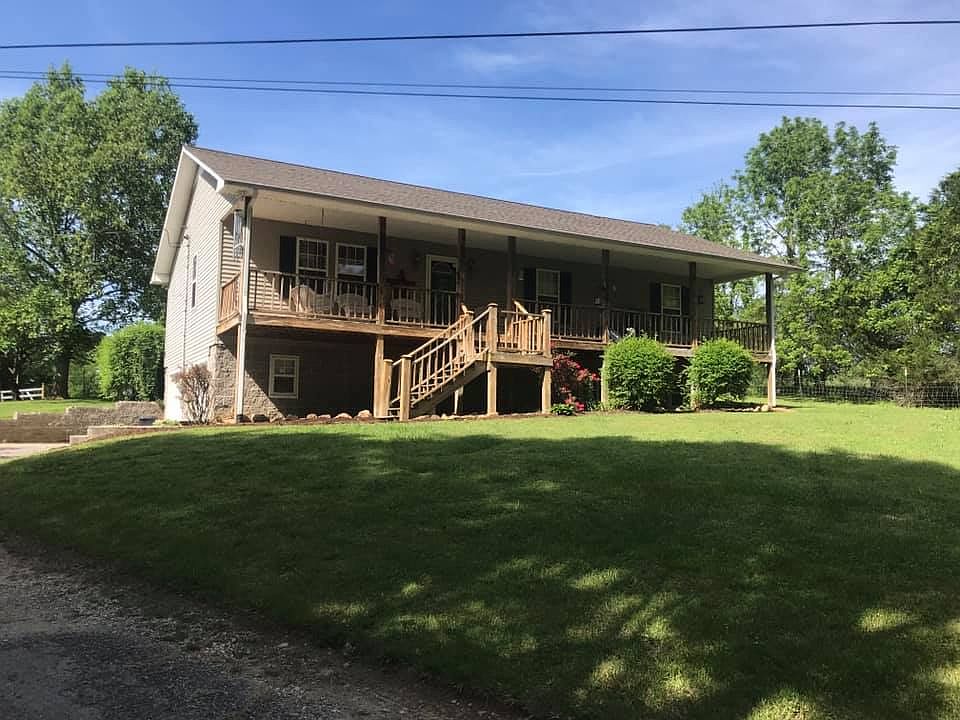 1st image of 2900 Brangus Ln