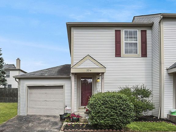 3rd image of 224 Macandrews Way #60A