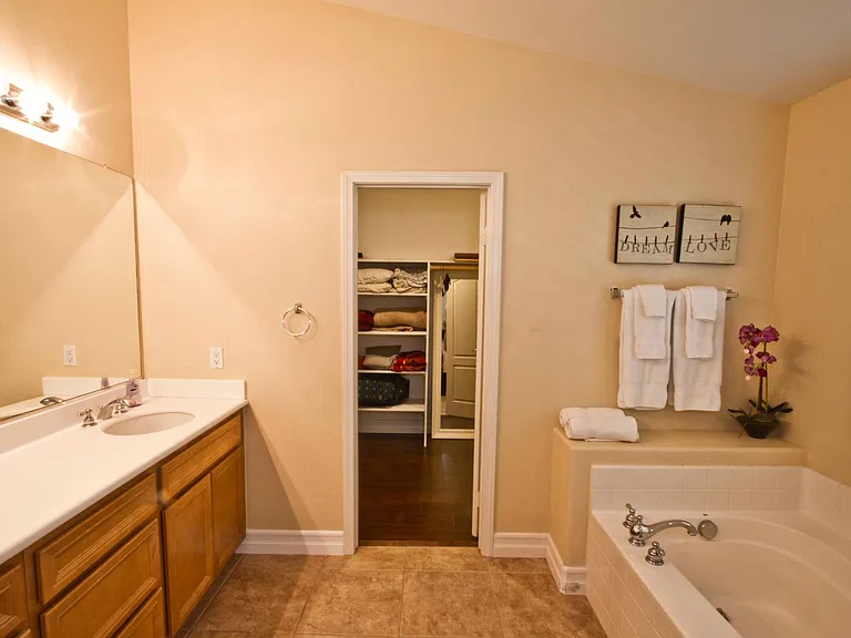 39616 Meadow View Cir — Photo 34