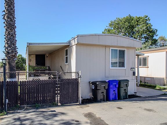 2nd image of 10701 Cedar Ave Space 13