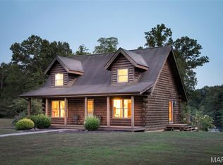 1633 E Doolittle Rd, Woodlawn, IL 62898