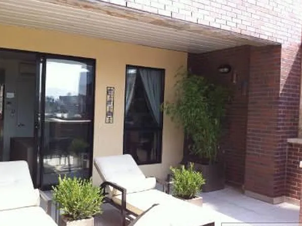 56 Spring Street image 1 of 11