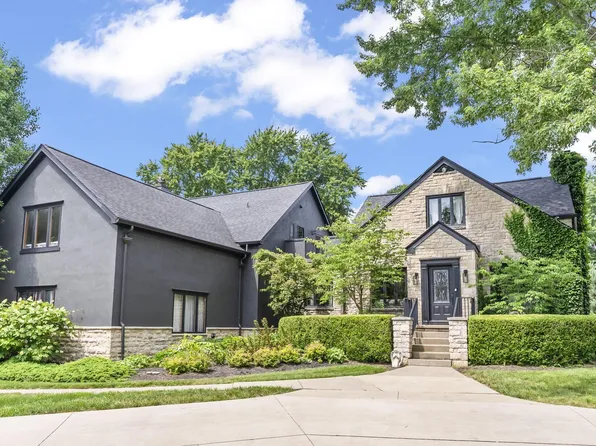 2946 Lewis Center Rd, Lewis Center, OH 43035