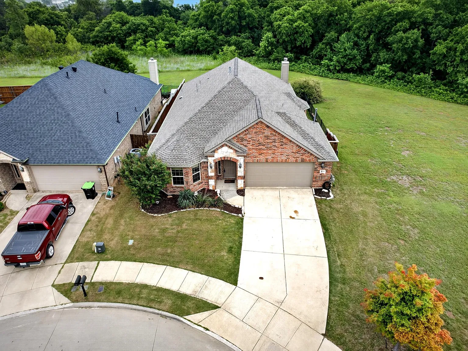 2129 Megan Creek Dr — Photo 2