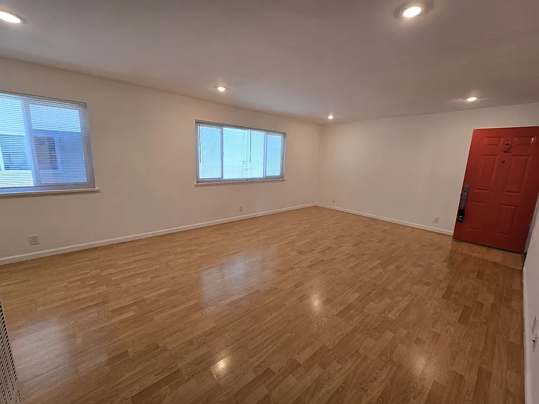 1746 Lexington Ave #2 — Photo 5