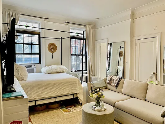 Rented by R New York | media 5