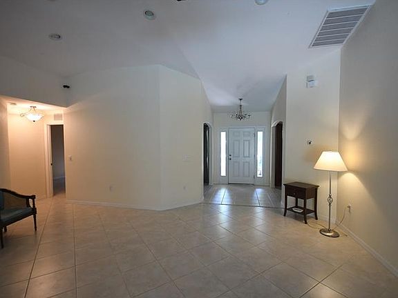 5th image of 1365 Blaisdell St