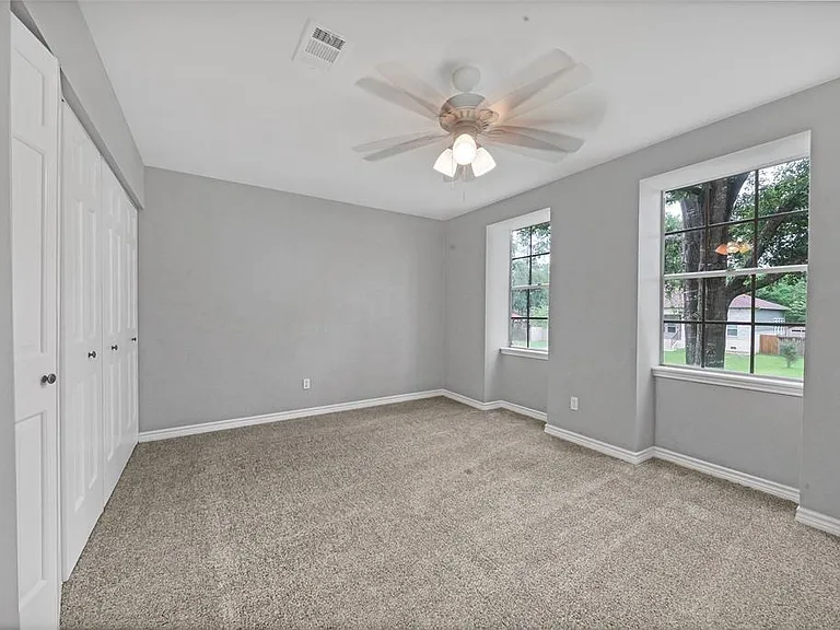 18035 Rolling Creek Dr — Photo 19