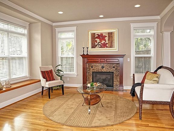 5th image of 55 Catalpa Ln