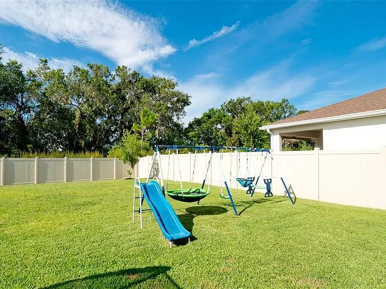 5517 Los Robles Ct — Photo 29
