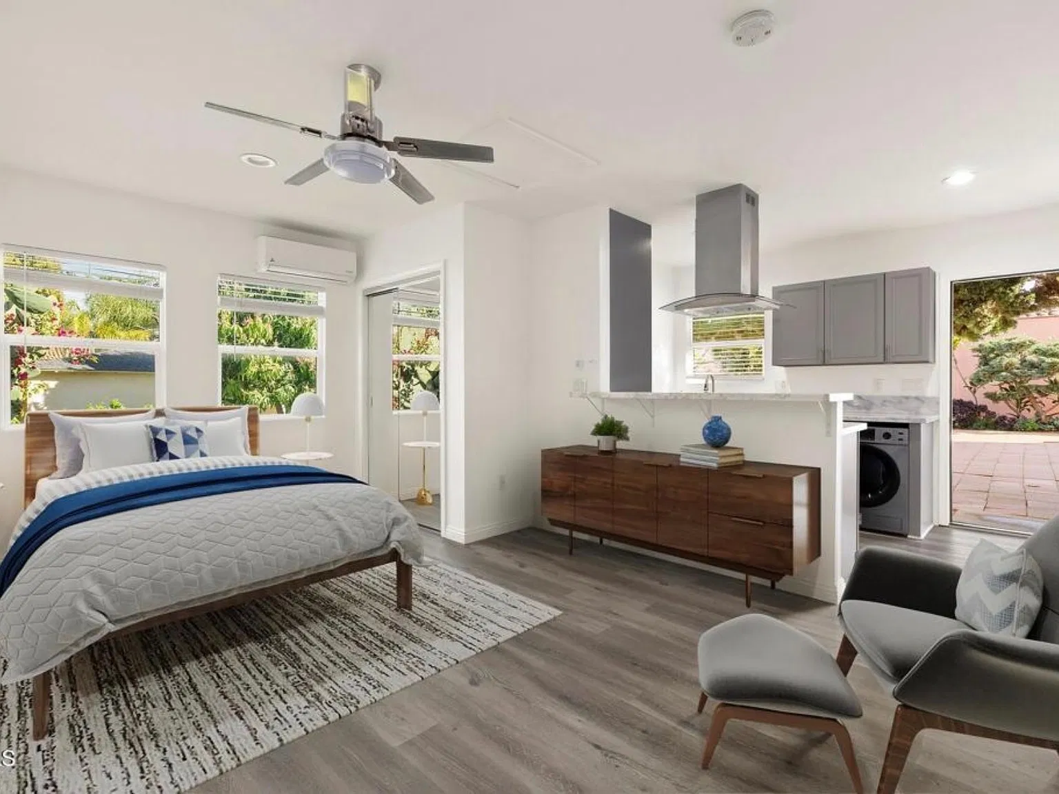 Studio, 365 sqft, $2,200 — Photo 3