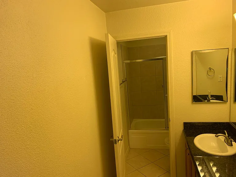 7178 N Fruit Ave #126 — Photo 10