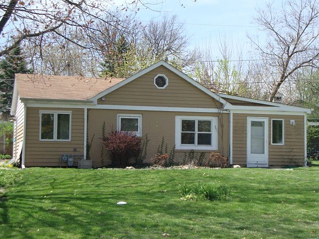 1st image of 33688 N Oakland Dr