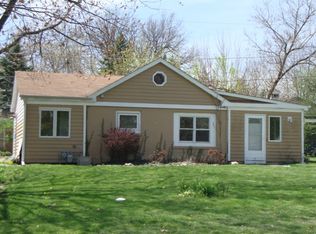 33688 N Oakland Dr, Grayslake, IL 60030