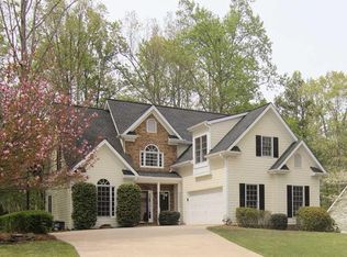 7740 Paces Ln, Gainesville, GA 30506