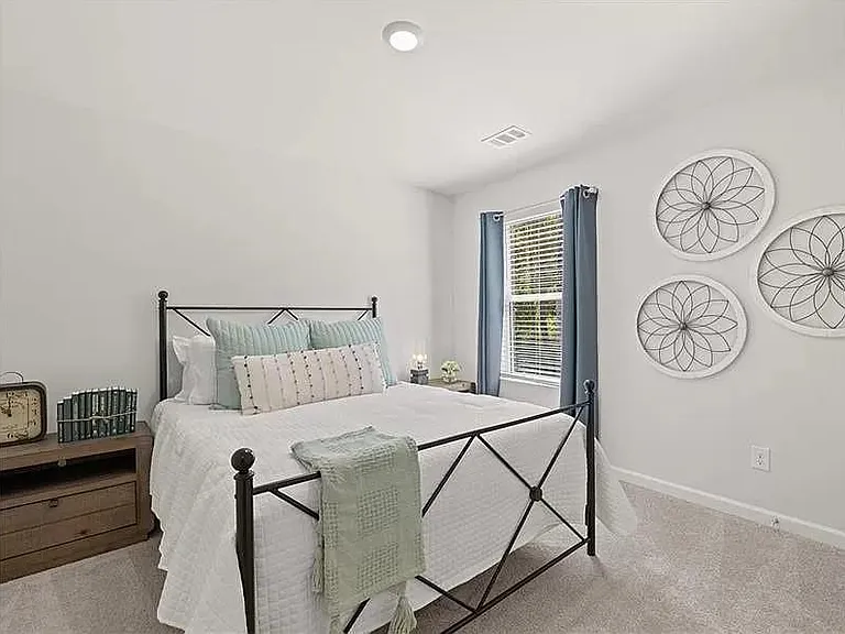 160 Shadwood Pl — Photo 10