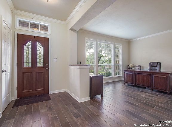 3rd image of 2230 Fawnfield Ln