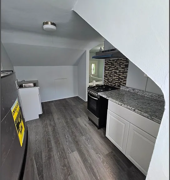 20 S Allen St #5 — Photo 15