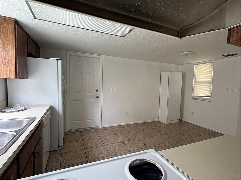 2352 Pebble Brook Rd — Photo 5