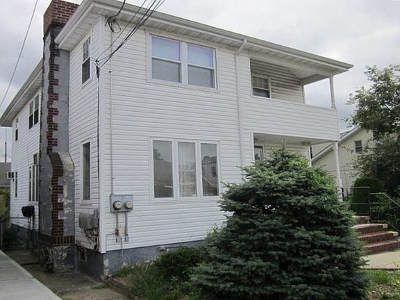3rd image of 12047 194th St