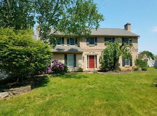 2829 Sweetbriar Ct, Allentown, PA 18103