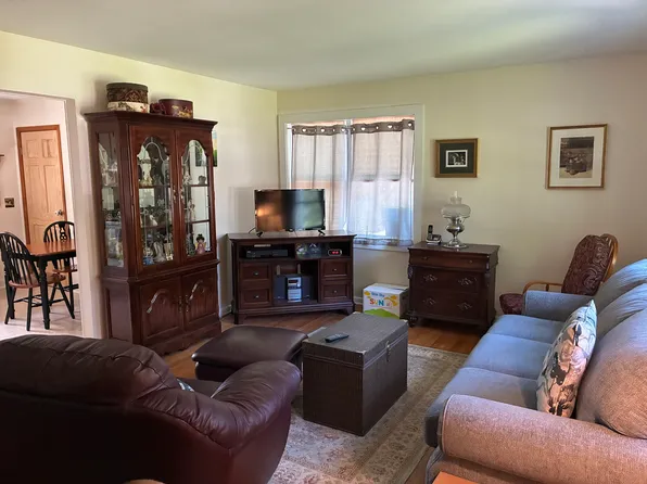 (undisclosed Address), South Burlington, VT 05403