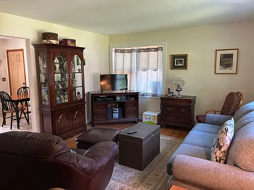 26 Gilbert St Photo 1