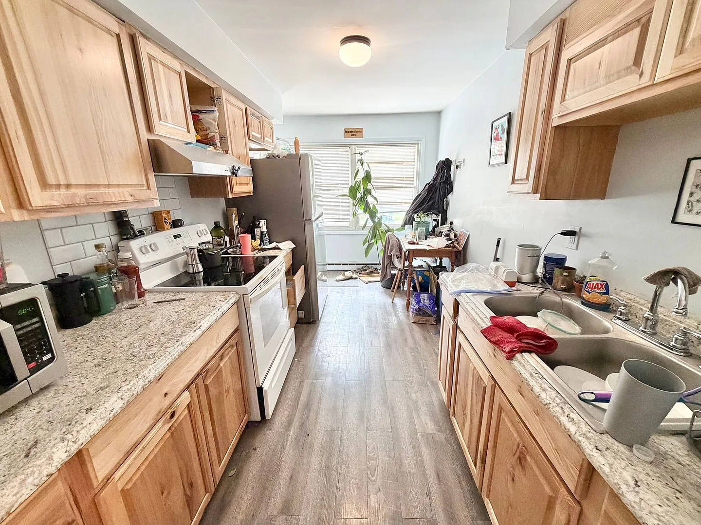 203 Harbor Rd — Photo 2