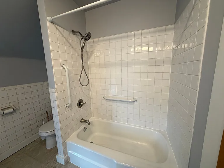 53 Pleasant St #1 — Photo 14