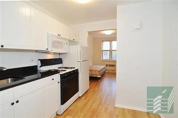 Sold by Argo Residential | media 31